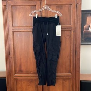 Lululemon street to Studio, pant, black, size 6